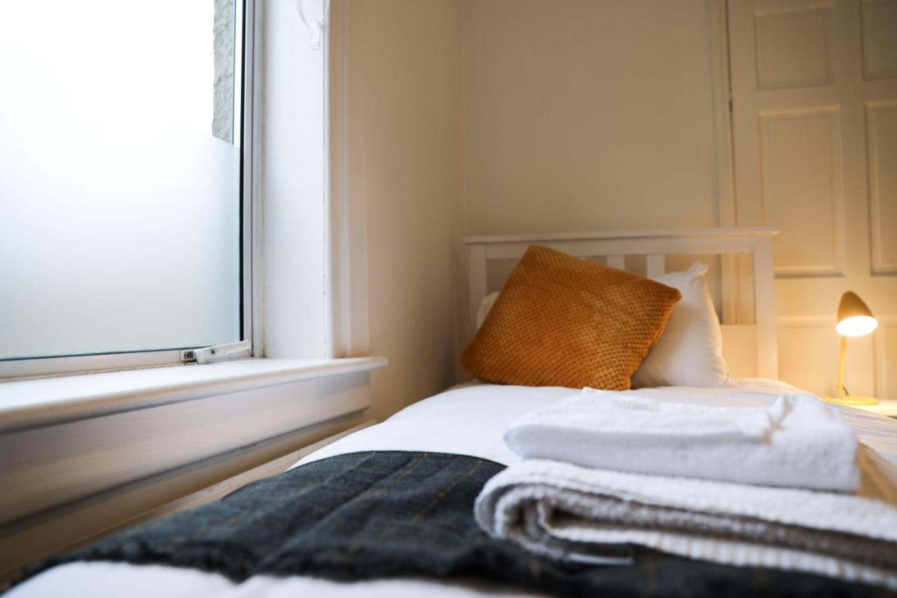 Baron View Apartment Пейзли Екстериор снимка