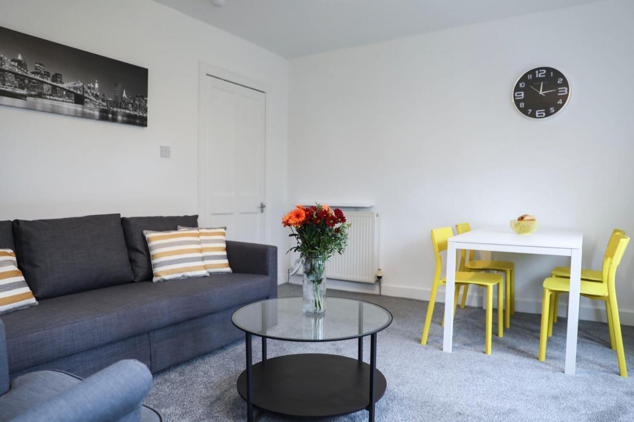 Baron View Apartment Пейзли Екстериор снимка